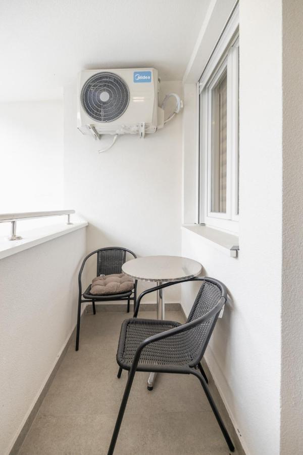 Bella Apartment Нови-Сад Экстерьер фото