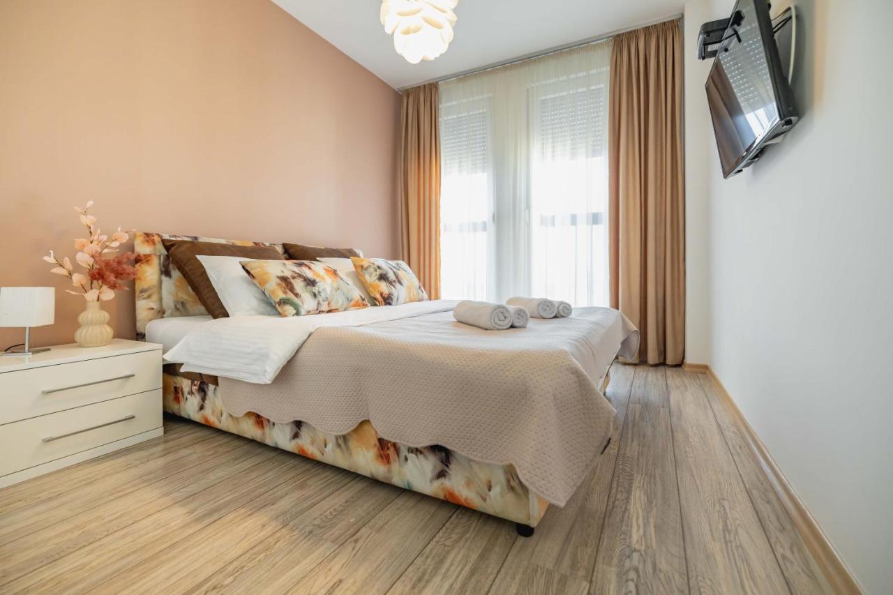 Bella Apartment Нови-Сад Экстерьер фото